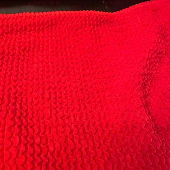 Vibrant Red One-Shoulder Bikini Set - Picture 3 of 4